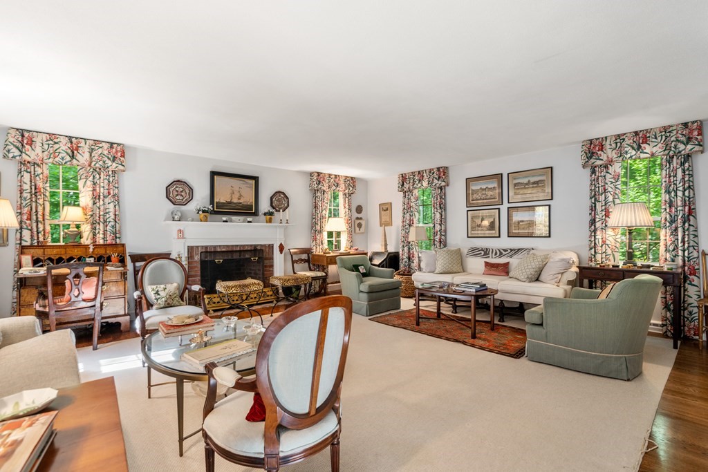220 Stoney Lea Road Dedham, MA 02026 - Photo 14 of 28 Gallery Image 14