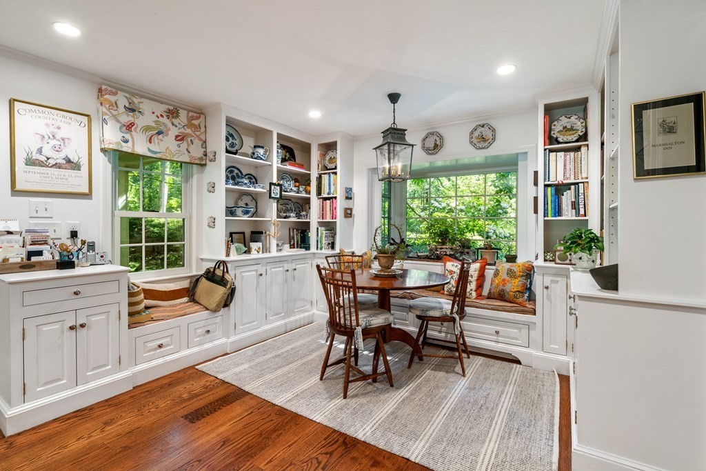 220 Stoney Lea Road Dedham, MA 02026 - Photo 4 of 28 Gallery Image 4