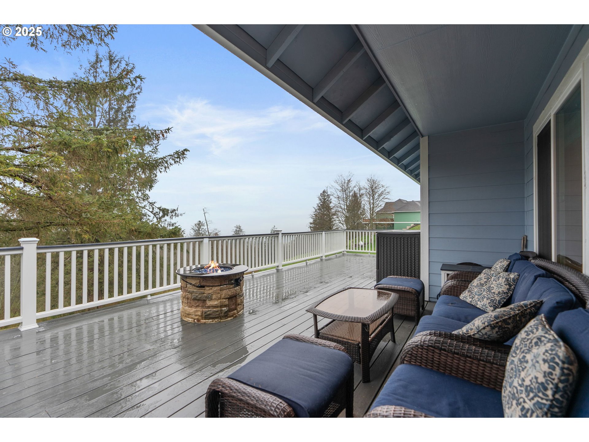 10360 Skyview Road Tillamook, OR 97141 - Photo 31 of 47 a view of balcony and patio