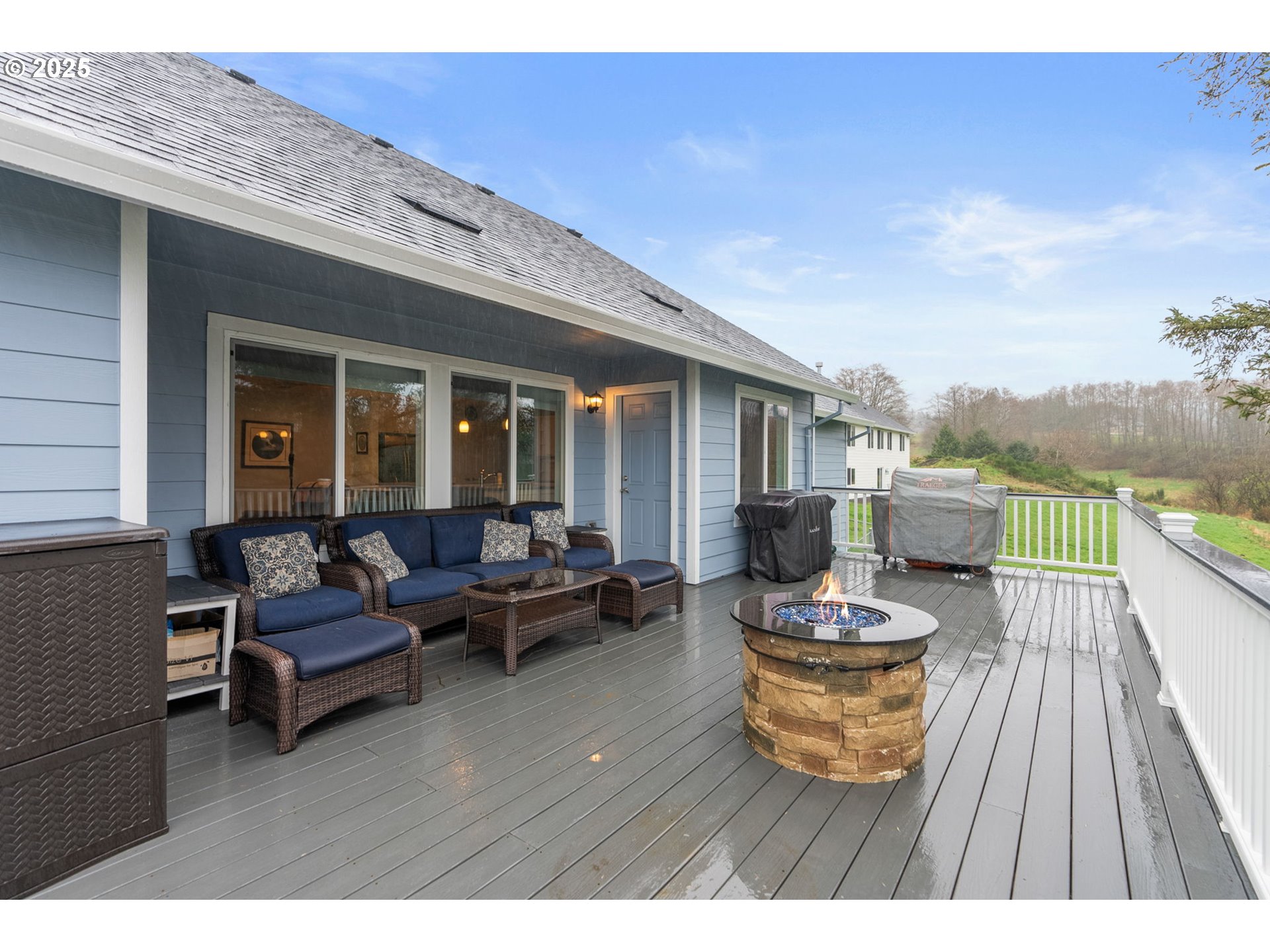 10360 Skyview Road Tillamook, OR 97141 - Photo 32 of 47 a outdoor space with patio furniture