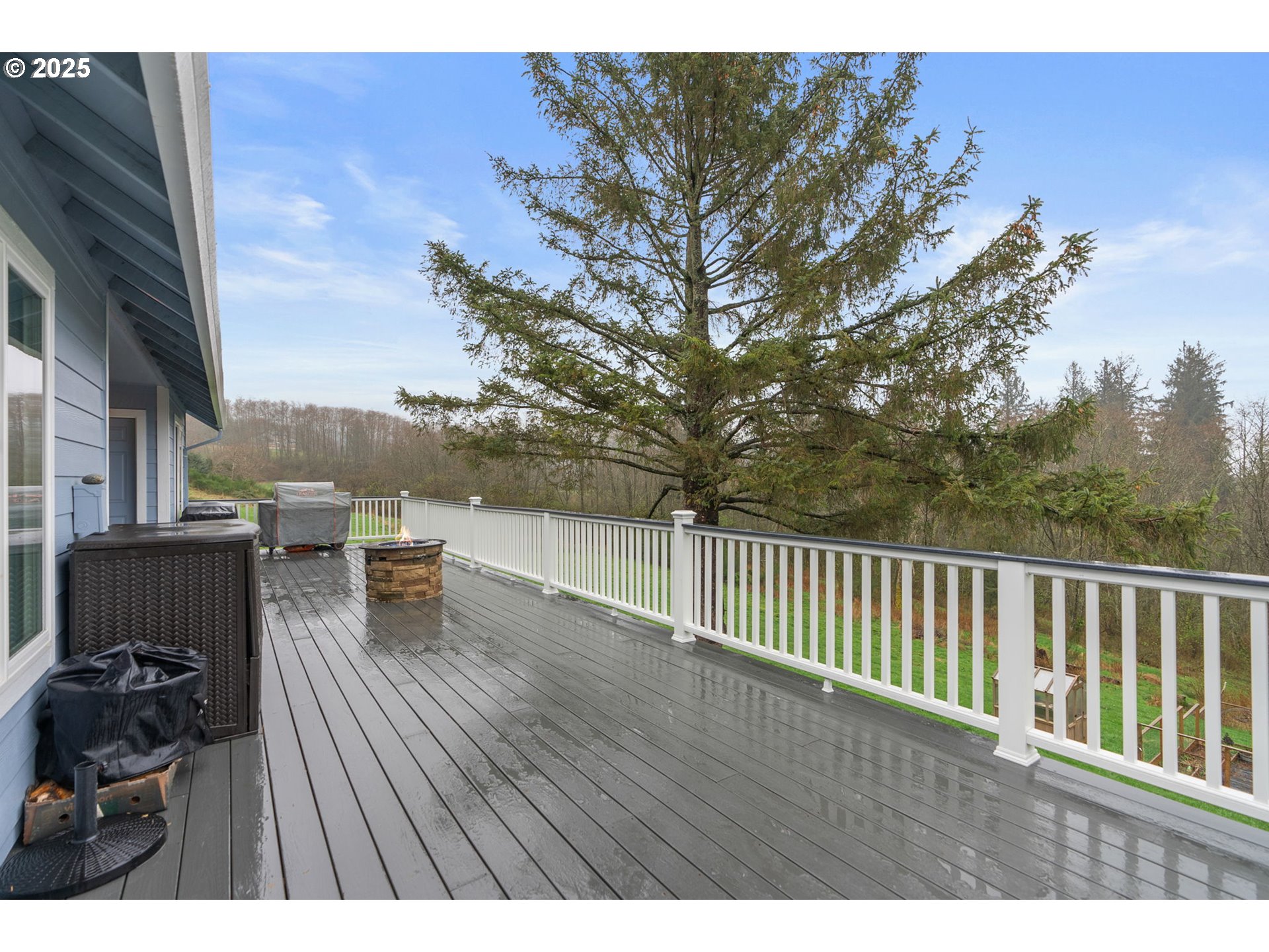 10360 Skyview Road Tillamook, OR 97141 - Photo 36 of 47 a terrace with outdoor seating and city view