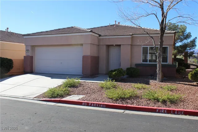 $2,550 | 733 Chase Tree Street, Las Vegas, NV 89144