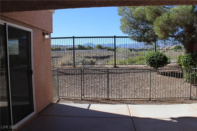 $2,550 | 733 Chase Tree Street, Las Vegas, NV 89144