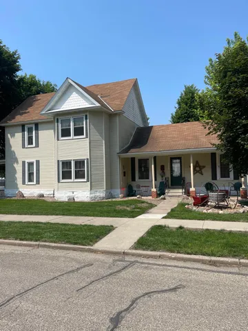 $127,800 | 200 West Maine Street, Amboy, MN 56010