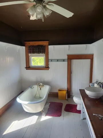 $127,800 | 200 West Maine Street, Amboy, MN 56010