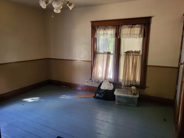 $127,800 | 200 West Maine Street, Amboy, MN 56010