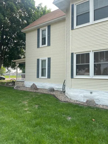 $127,800 | 200 West Maine Street, Amboy, MN 56010