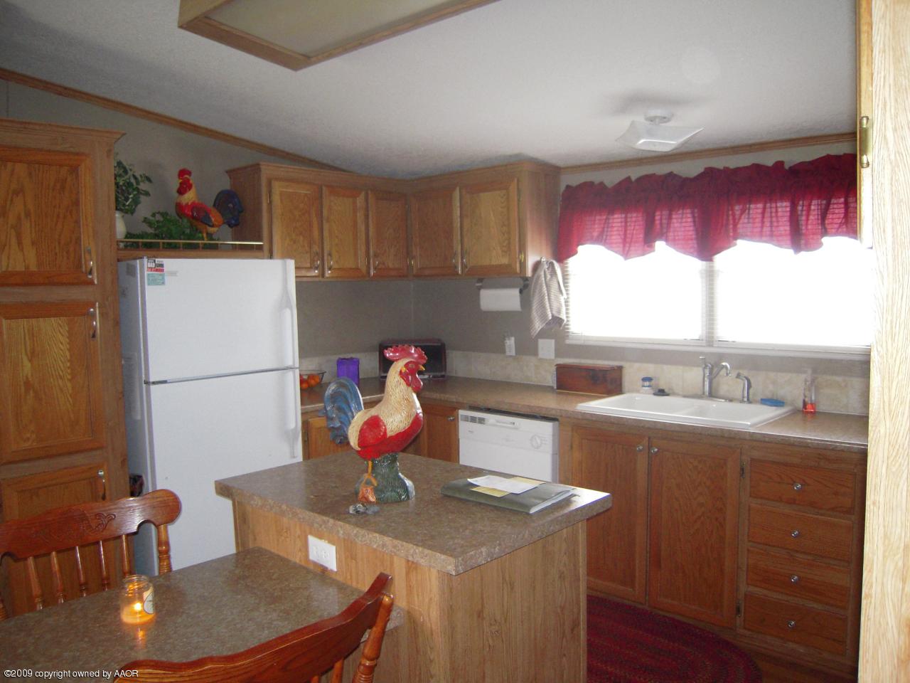 27191 South Soncy Road Canyon, TX 79015 - Photo 6 of 20 Kitchen