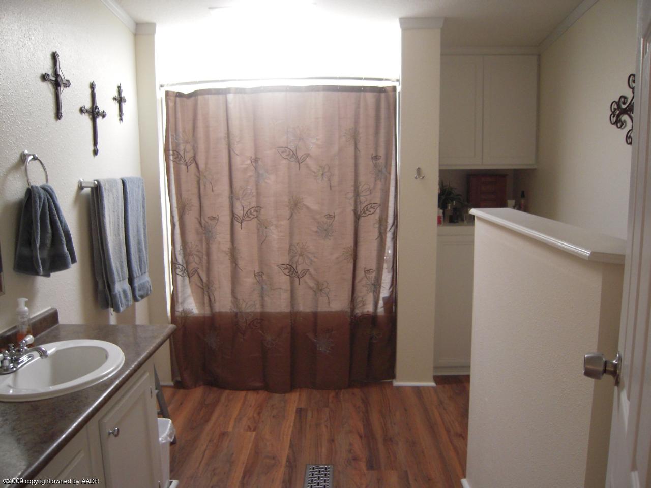 27191 South Soncy Road Canyon, TX 79015 - Photo 8 of 20 Master Bath