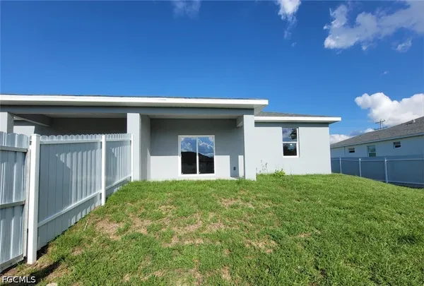 $1,850 | 684 Thomas Sherwin Avenue South, Lehigh Acres, FL 33974