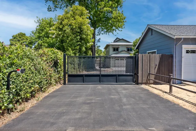 $525,000 | 625 Myron Street, Ukiah, CA 95482