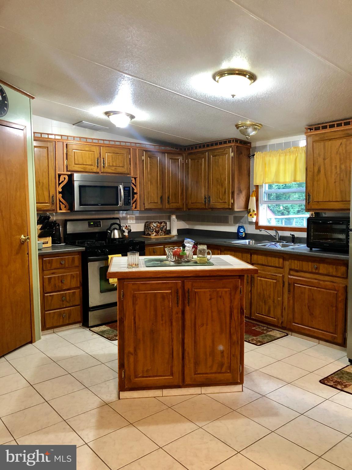 4003 Paddrick Road Darlington, MD 21034 - Photo 8 of 19 KITCHEN
