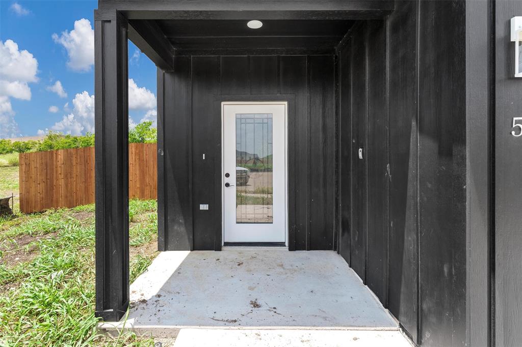 588 Highview Court Godley, TX 76044 - Photo 2 of 38 a view of entryway