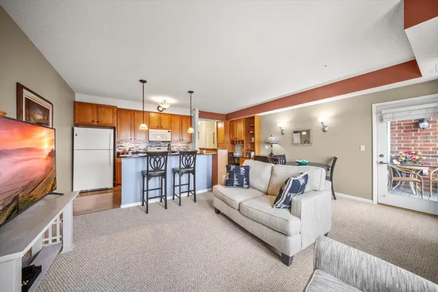 $199,900 | 100 4th Avenue North, Unit 208, South St. Paul, MN 55075