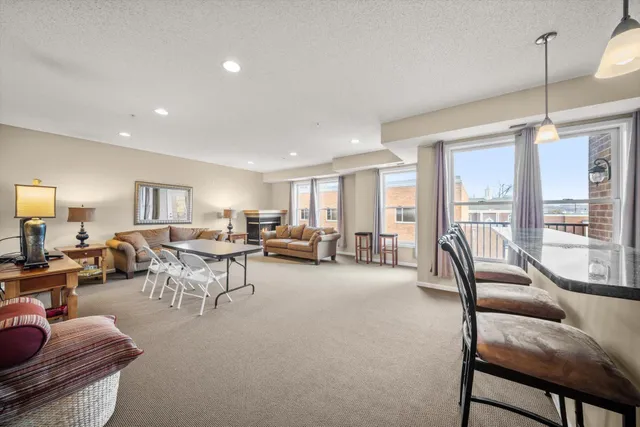 $199,900 | 100 4th Avenue North, Unit 208, South St. Paul, MN 55075