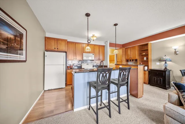 $199,900 | 100 4th Avenue North, Unit 208, South St. Paul, MN 55075