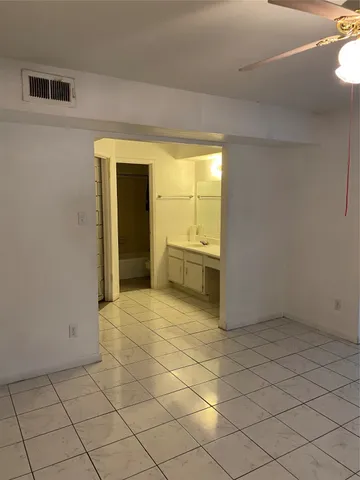 $850 | 5625 Antoine Drive, Unit 412, Houston, TX 77091