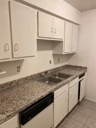 $850 | 5625 Antoine Drive, Unit 412, Houston, TX 77091