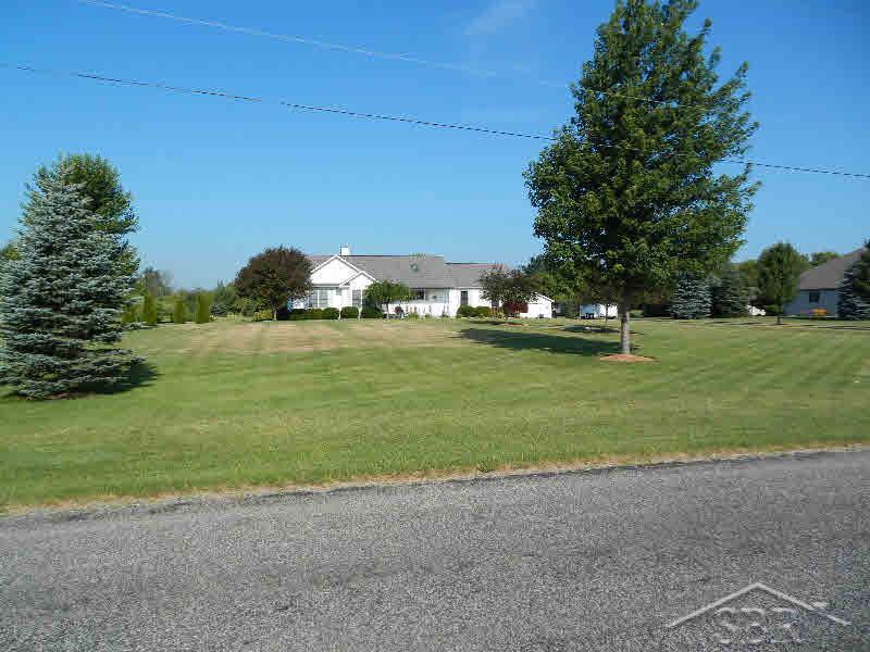 3721 Lone Road Freeland, MI 48623 - Photo 15 of 53 20364647-14.JPG