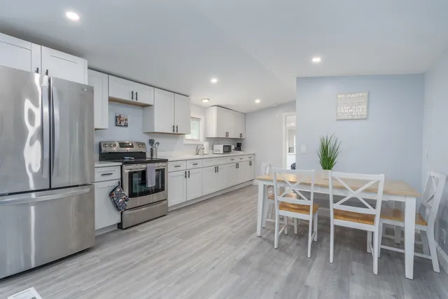 $2,200 | 89 Kelley Pond Road, Unit B, New Hampton, NH 03256