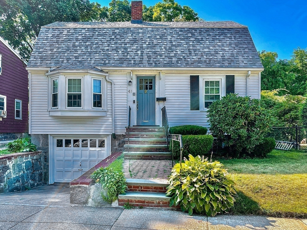 41 Burrwood Road Boston, MA 02132 - Photo 16 of 19