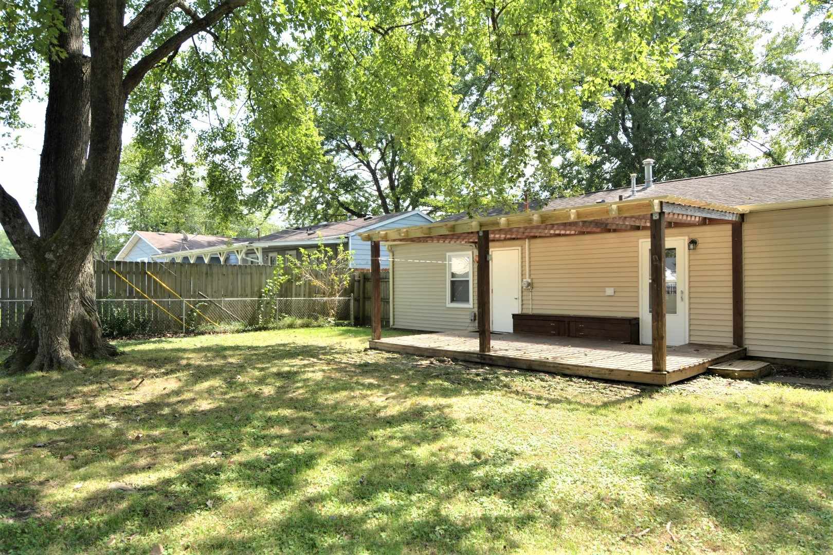 507 Lexington Road Evansville, IN 47710 - Photo 14 of 16