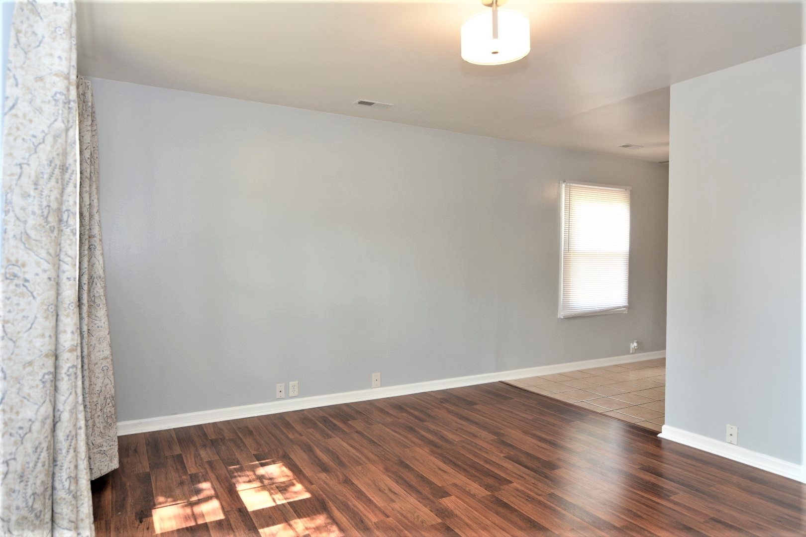 507 Lexington Road Evansville, IN 47710 - Photo 3 of 16