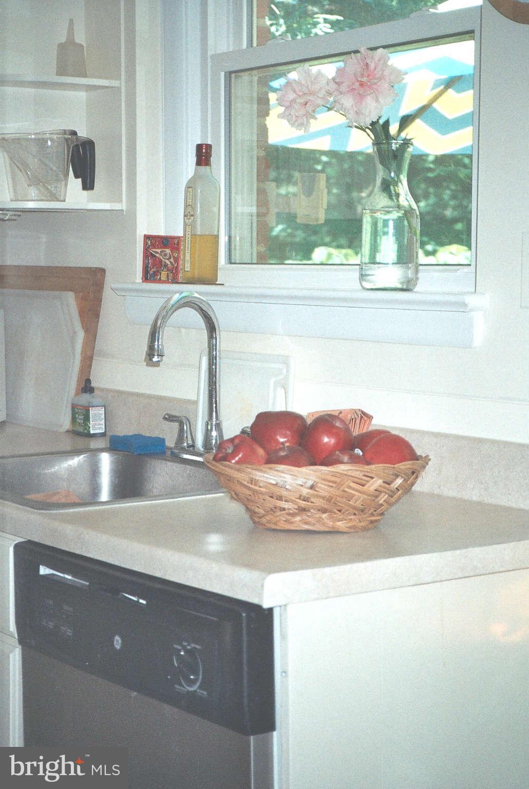 2001 Norvale Road Silver Spring, MD 20906 - Photo 14 of 22 Kitchen