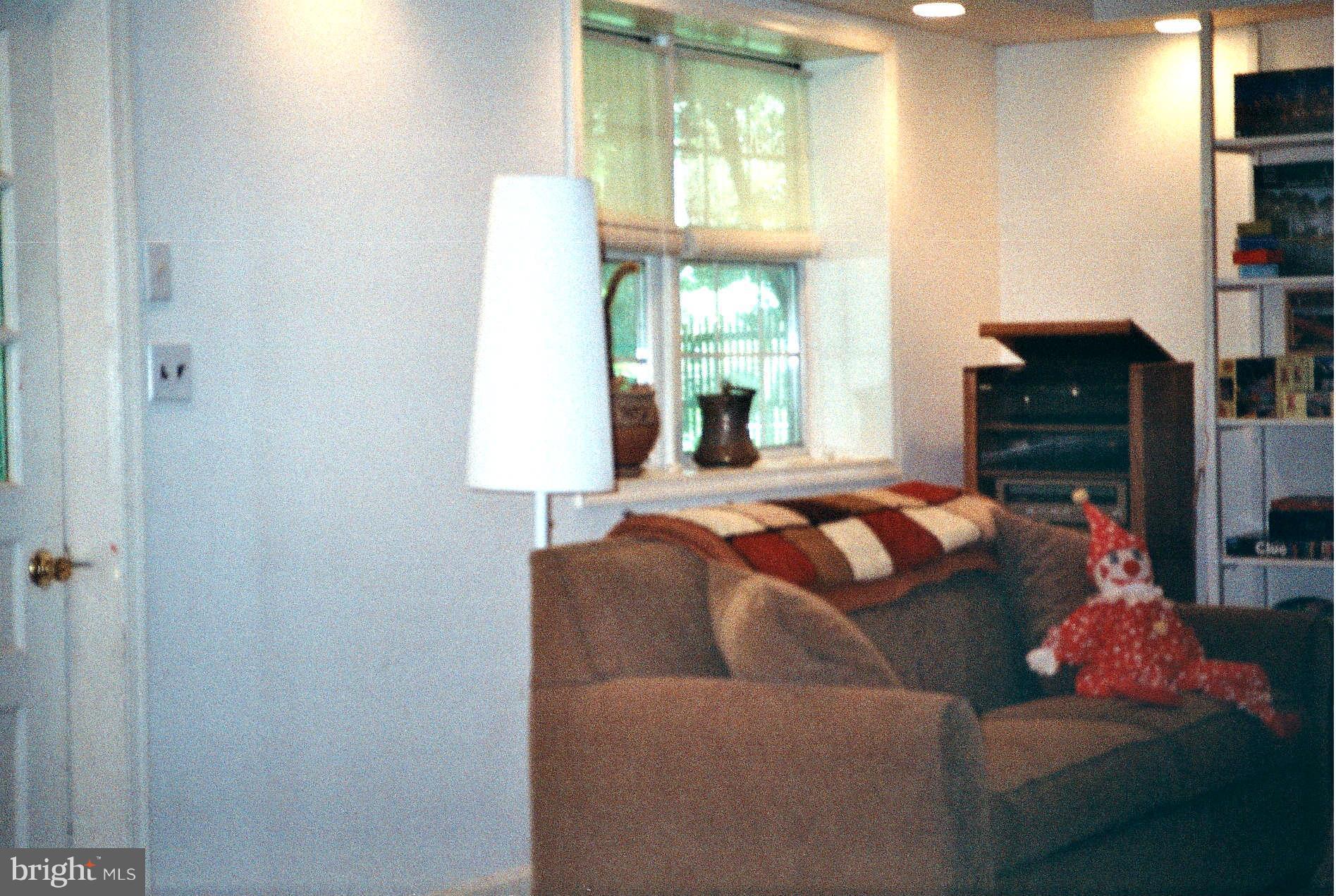 2001 Norvale Road Silver Spring, MD 20906 - Photo 16 of 22 Family Room
