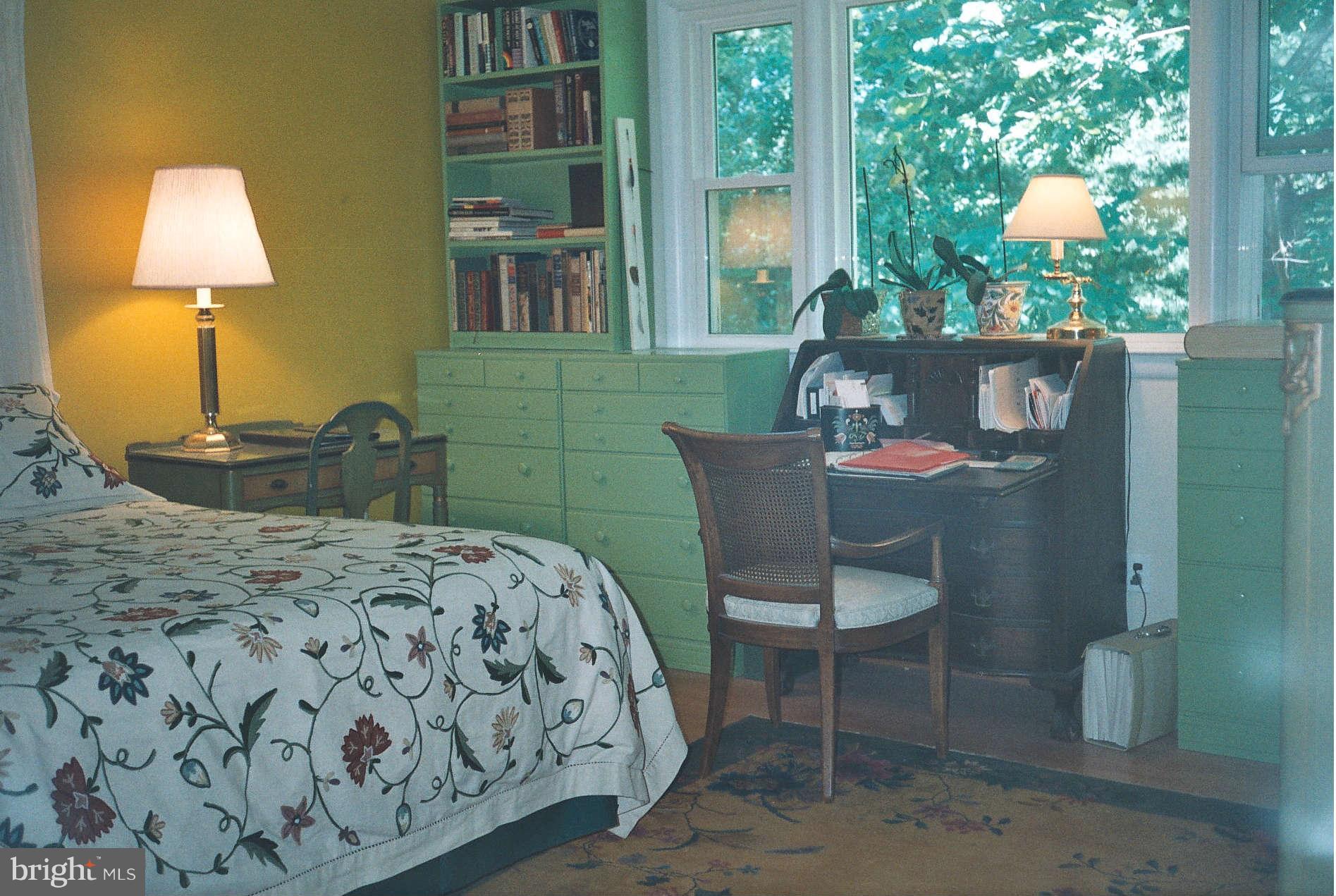 2001 Norvale Road Silver Spring, MD 20906 - Photo 8 of 22 Bedroom