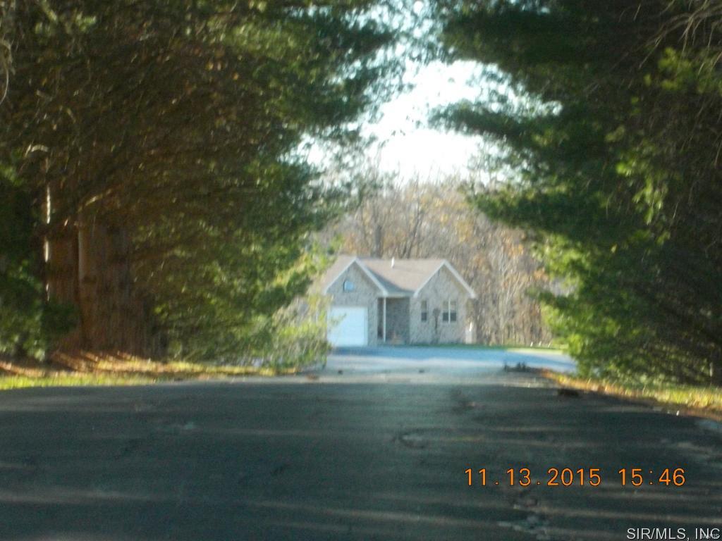5562 Seminary Road Alton, IL 62002 - Photo 1 of 36 Gallery Image 1