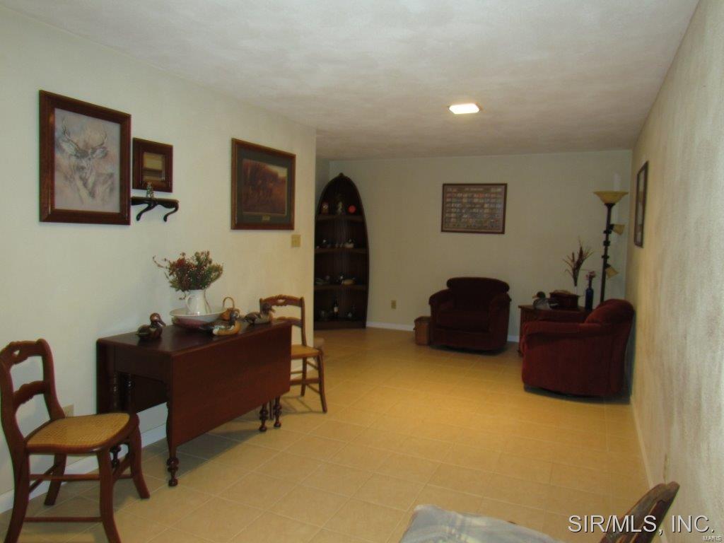 5562 Seminary Road Alton, IL 62002 - Photo 27 of 36 Gallery Image 27