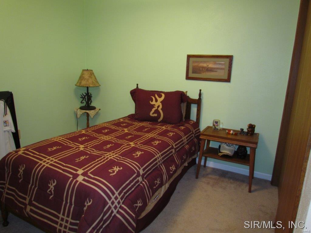5562 Seminary Road Alton, IL 62002 - Photo 28 of 36 Gallery Image 28