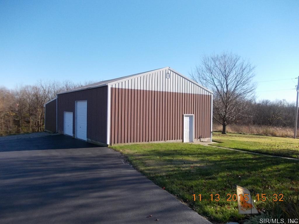 5562 Seminary Road Alton, IL 62002 - Photo 9 of 36 Gallery Image 9