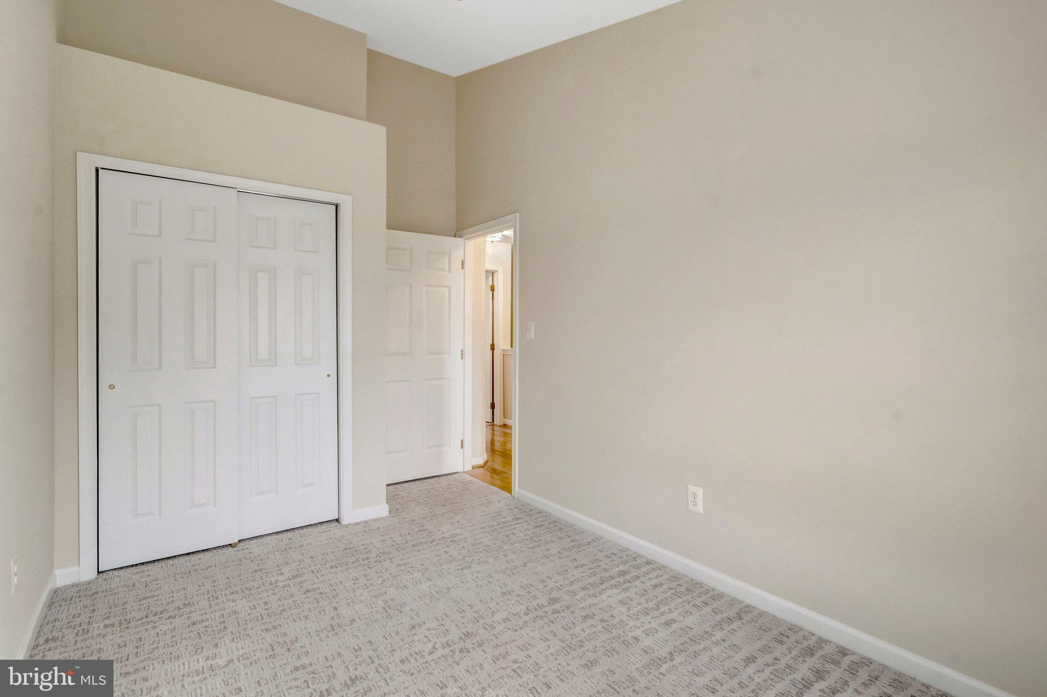 25121 Monteith Terrace Chantilly, VA 20152 - Photo 33 of 54 Bedroom 3