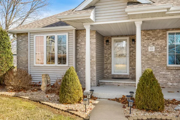 $459,900 | 2641 13th Court, La Crosse, WI 54601