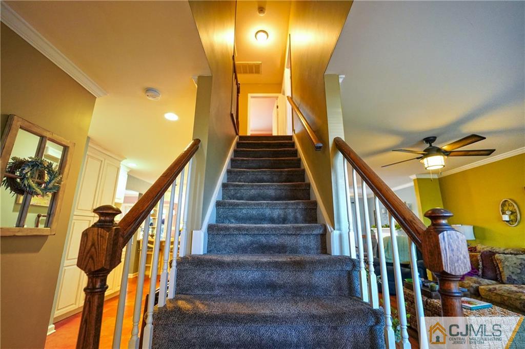 36 Starkin Road Edison, NJ 08837 - Photo 18 of 45 a view of an entryway