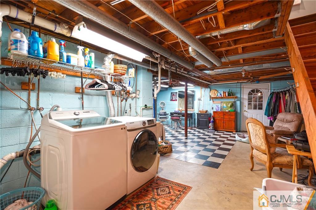 36 Starkin Road Edison, NJ 08837 - Photo 35 of 45 a view of a storage & utility room