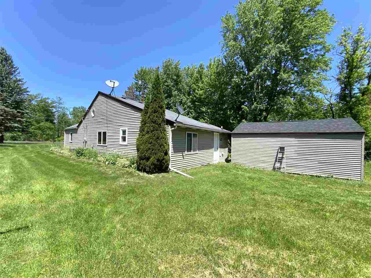 7298 Lapeer Road Davison, MI 48423 - Photo 27 of 29 50076900-26.JPG