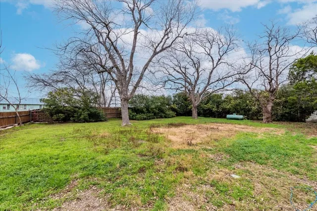 $700,000 | 530 Continental Drive, Seguin, TX 78155