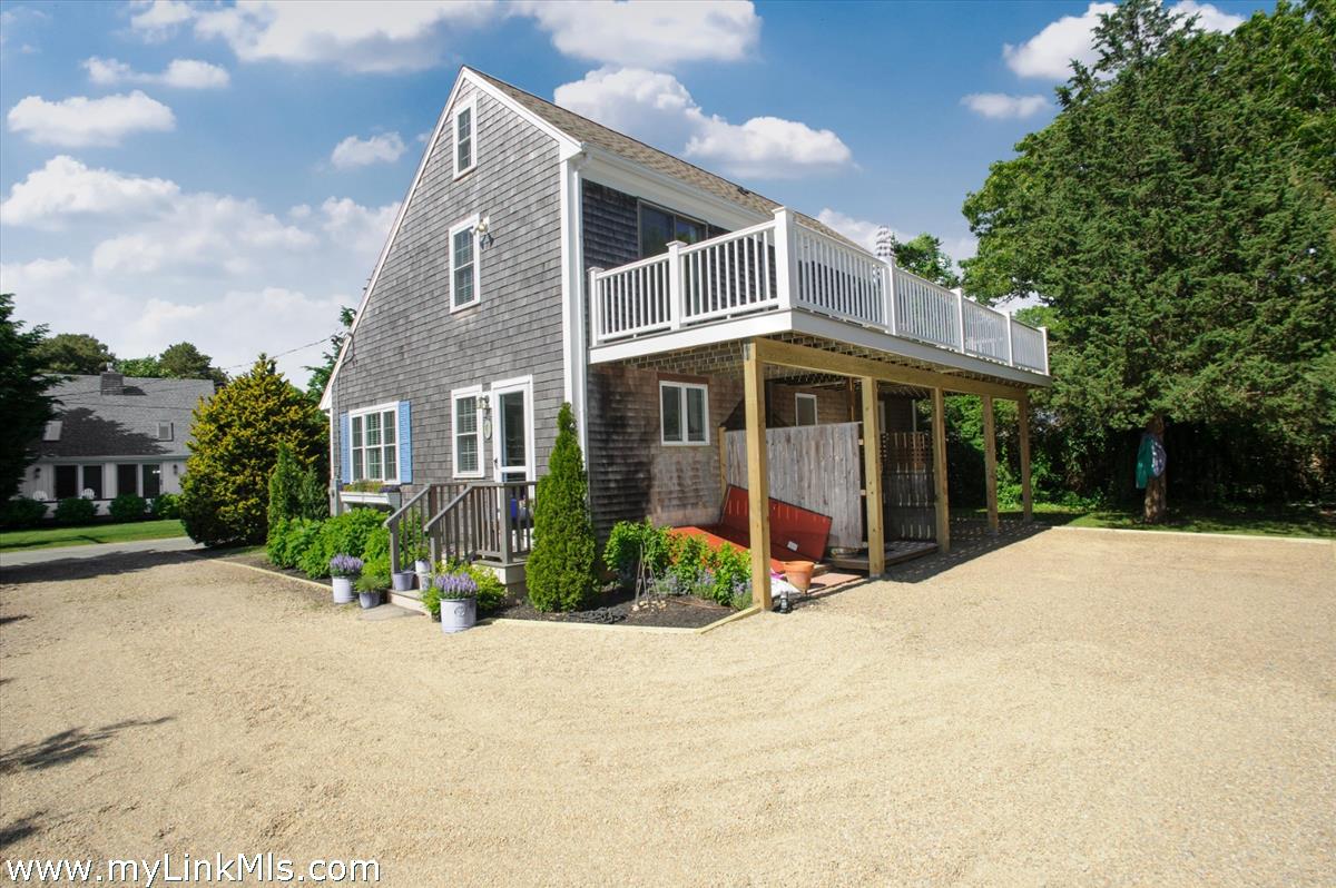 8 Massasoit Road Edgartown, MA 02539 - Photo 33 of 33
