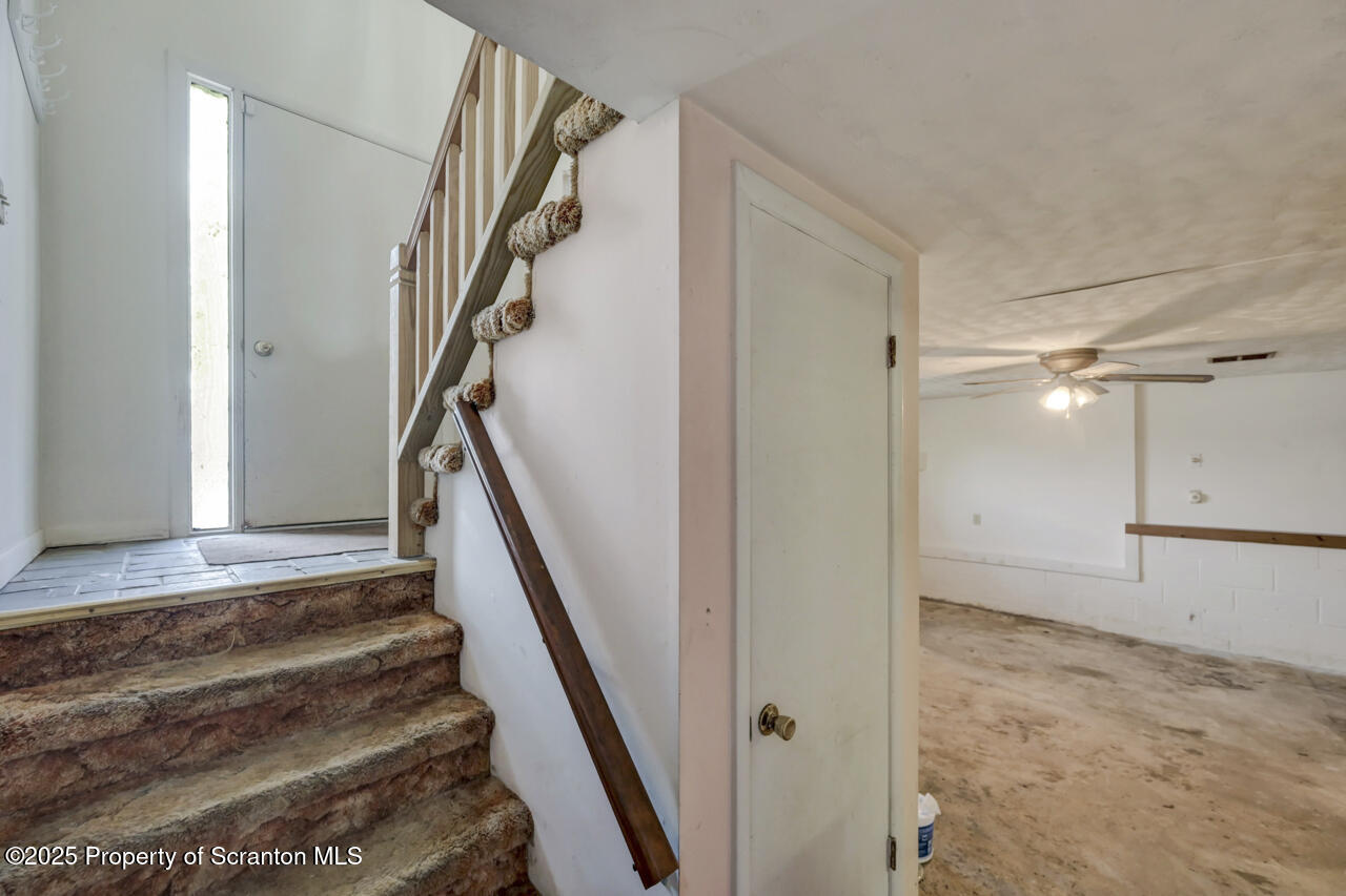 446 Maple Grove Road Moscow, PA 18444 - Photo 36 of 51 a view of entryway