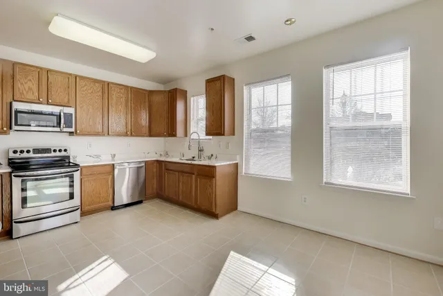 $2,950 | 13901 Belle Chasse Boulevard, Unit 110, Laurel, MD 20707