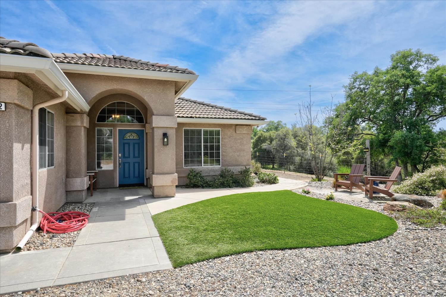 47482 Veater Ranch Road Coarsegold, CA 93614 - Photo 4 of 51 a view of a house with a patio