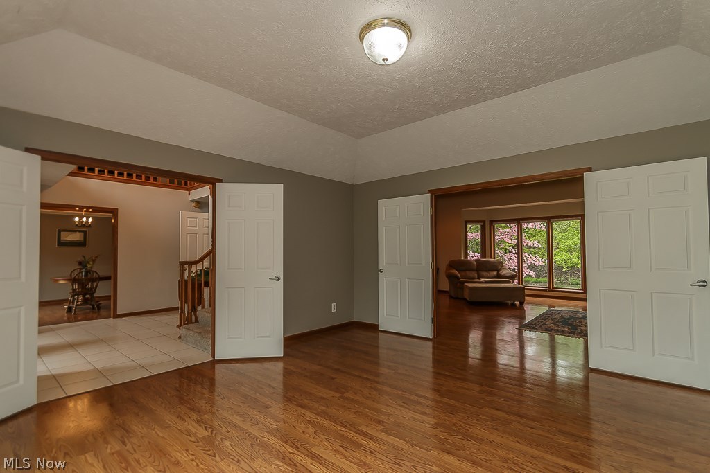 339 Longspur Road Highland Heights, OH 44143 - Photo 9 of 34