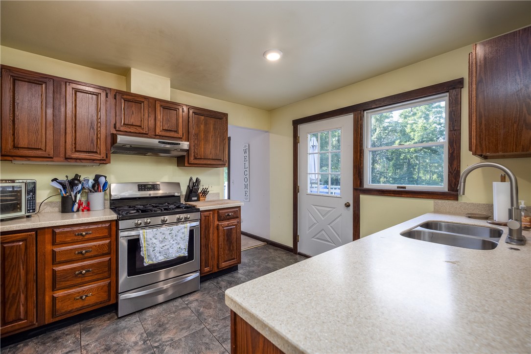 2980 Pigeon Hill Road Marion, NY 14505 - Photo 14 of 48