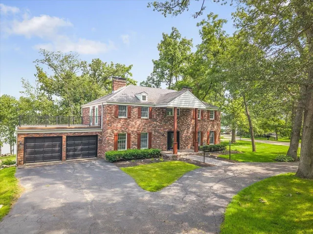 $593,000 | 1927 Baintree Road, Lake Summerset, IL 61019