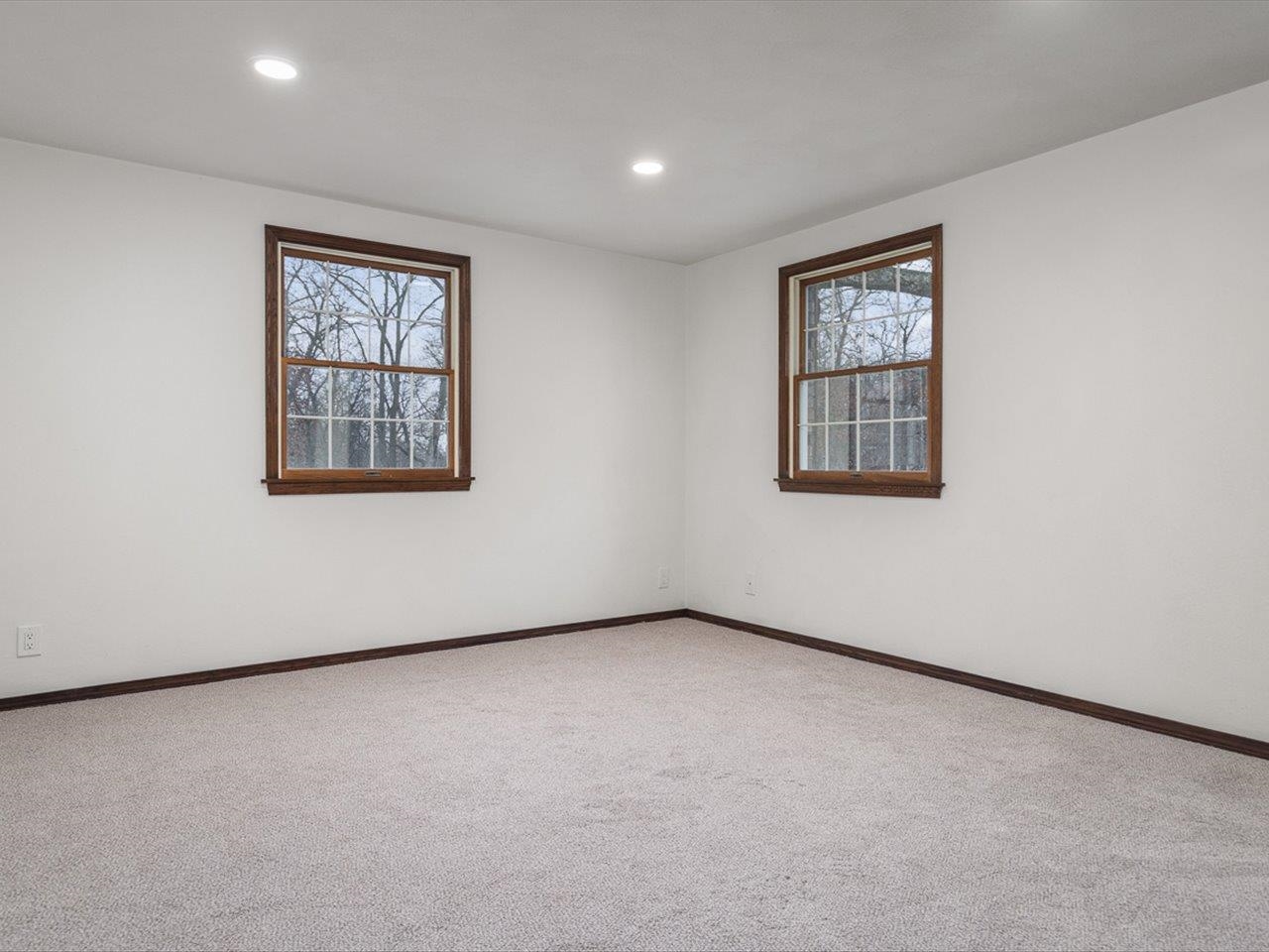 1927 Baintree Road Lake Summerset, IL 61019 - Photo 64 of 71 an empty room with windows