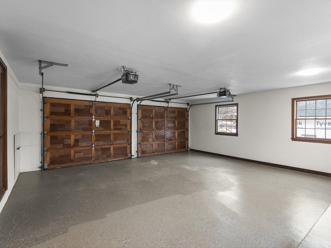 1927 Baintree Road Lake Summerset, IL 61019 - Photo 8 of 71 an empty room with windows