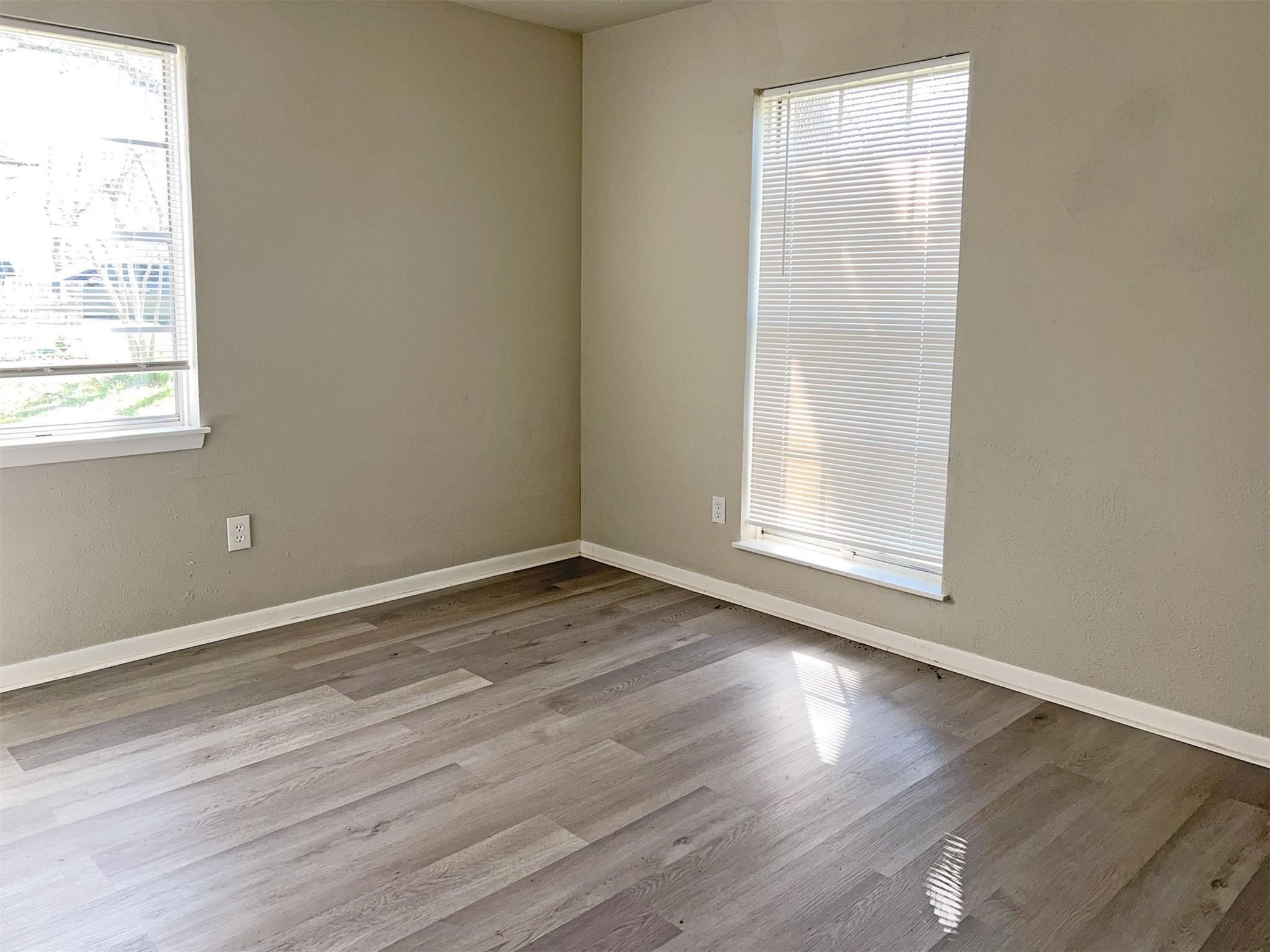 224 Stuart Street Clute, TX 77531 - Photo 18 of 22